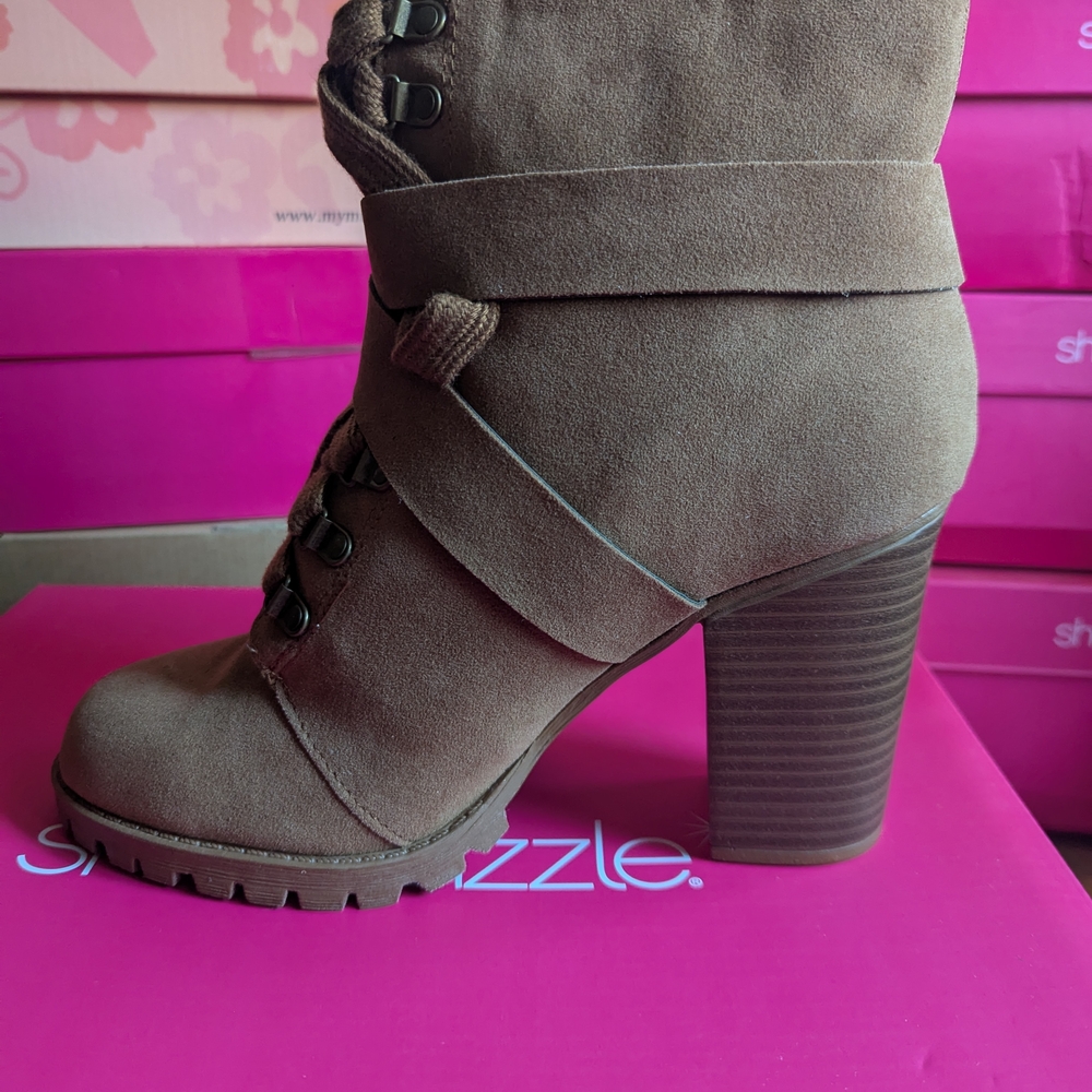Stylish Brown Ankle Boots